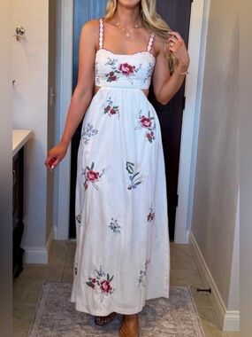 Abercrombie & Fitch Cream Maxi Dress with Red Floral Embroidery